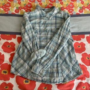 Closet closing - 3 for $5 
Blue plaid shirt snaps